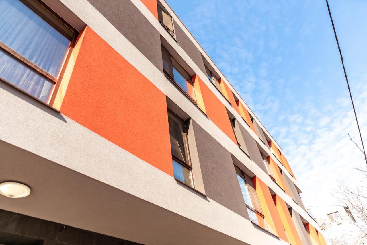 Bright 1Bdr Apartment With A Balcony София Экстерьер фото